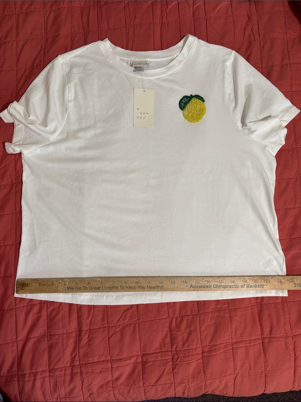 a new day White Tee with Yellow Lemon beaded graphic medium NWT cotton - Picture 7 of 10